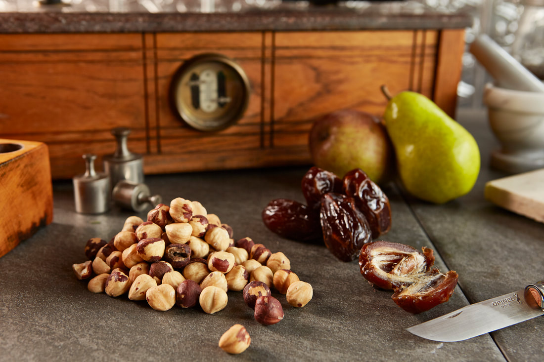 Hazelnuts, dates and pears