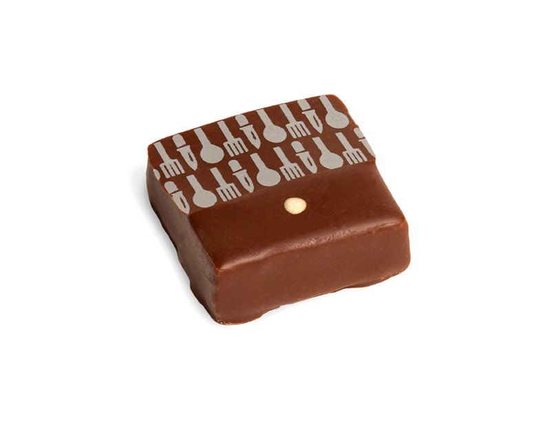 CARDAMOM BLACK TEA
Black tea infused with cardomom in a delicious marriage with milk chocolate.
Gluten-free