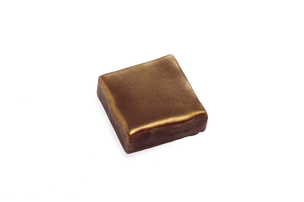 CARAMELITO Grand Marnier and Maple syrup in a caramelized milk chocolate.
Gluten-free.
